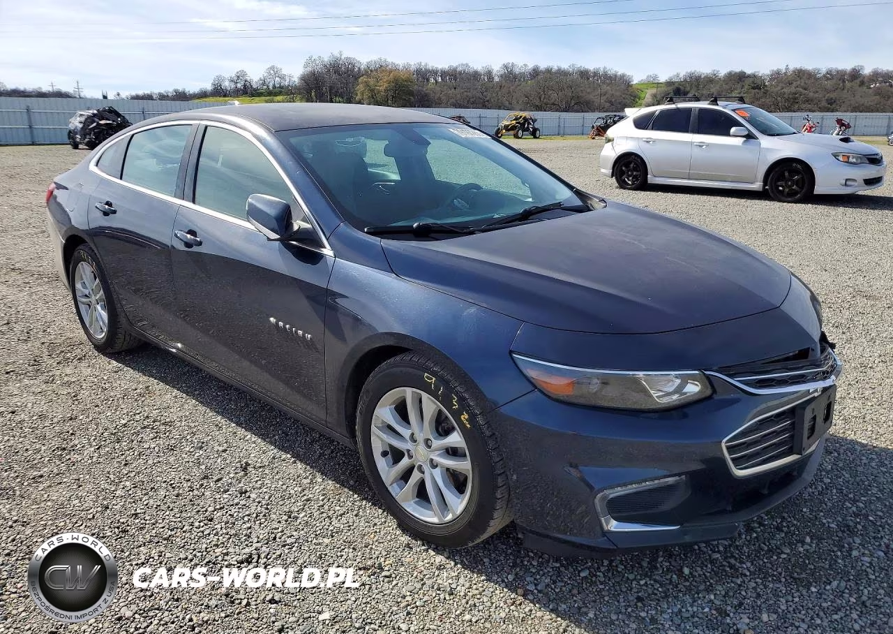 2016 Chevrolet Malibu Lt VIN:1G1ZE5ST0GF195837 - 4
