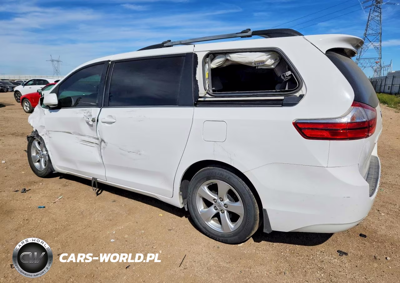2015 Toyota Sienna Le VIN:5TDKK3DC8FS594982 - 2