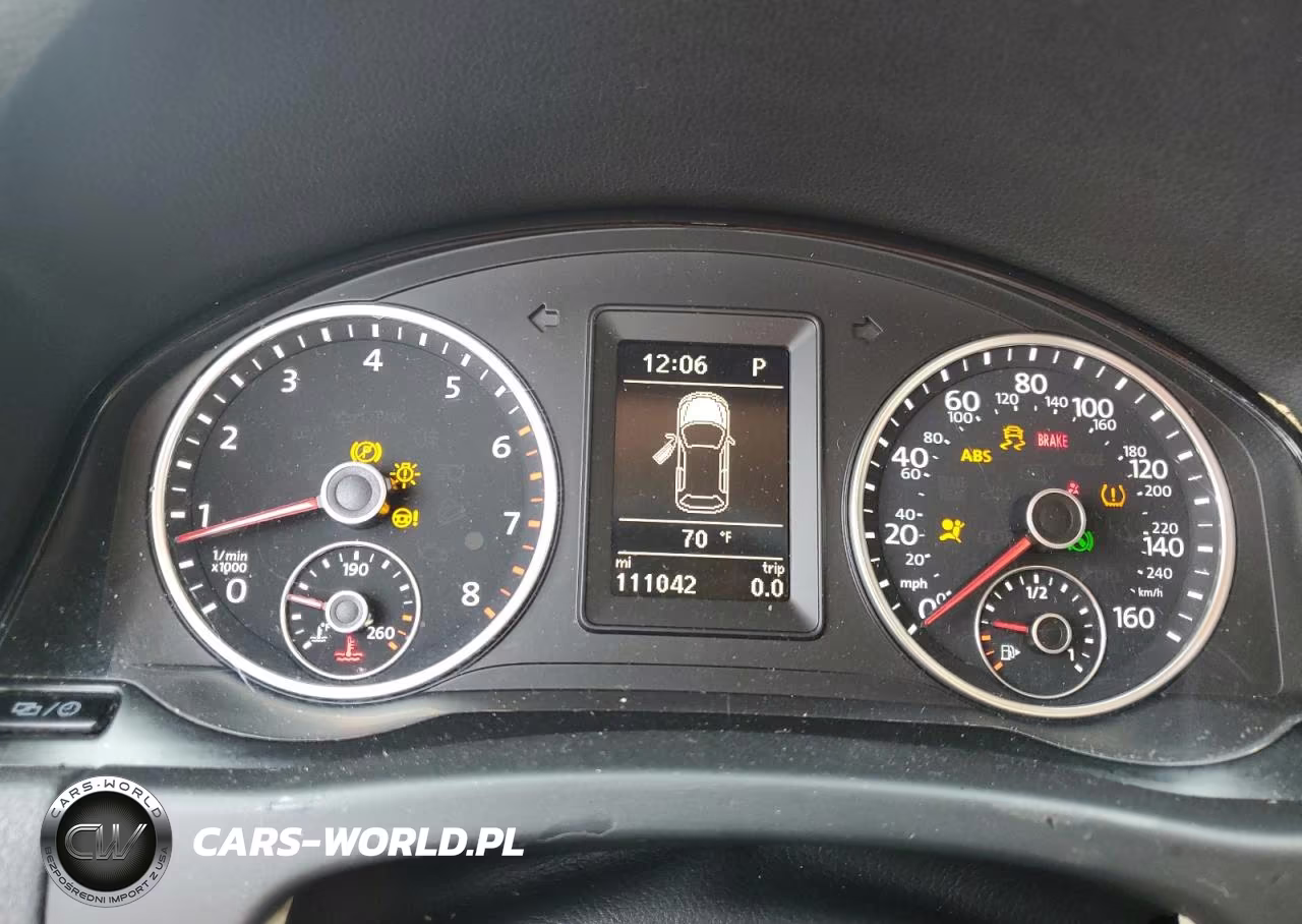 2016 Volkswagen Tiguan S VIN:WVGAV7AX7GW033400 - 9