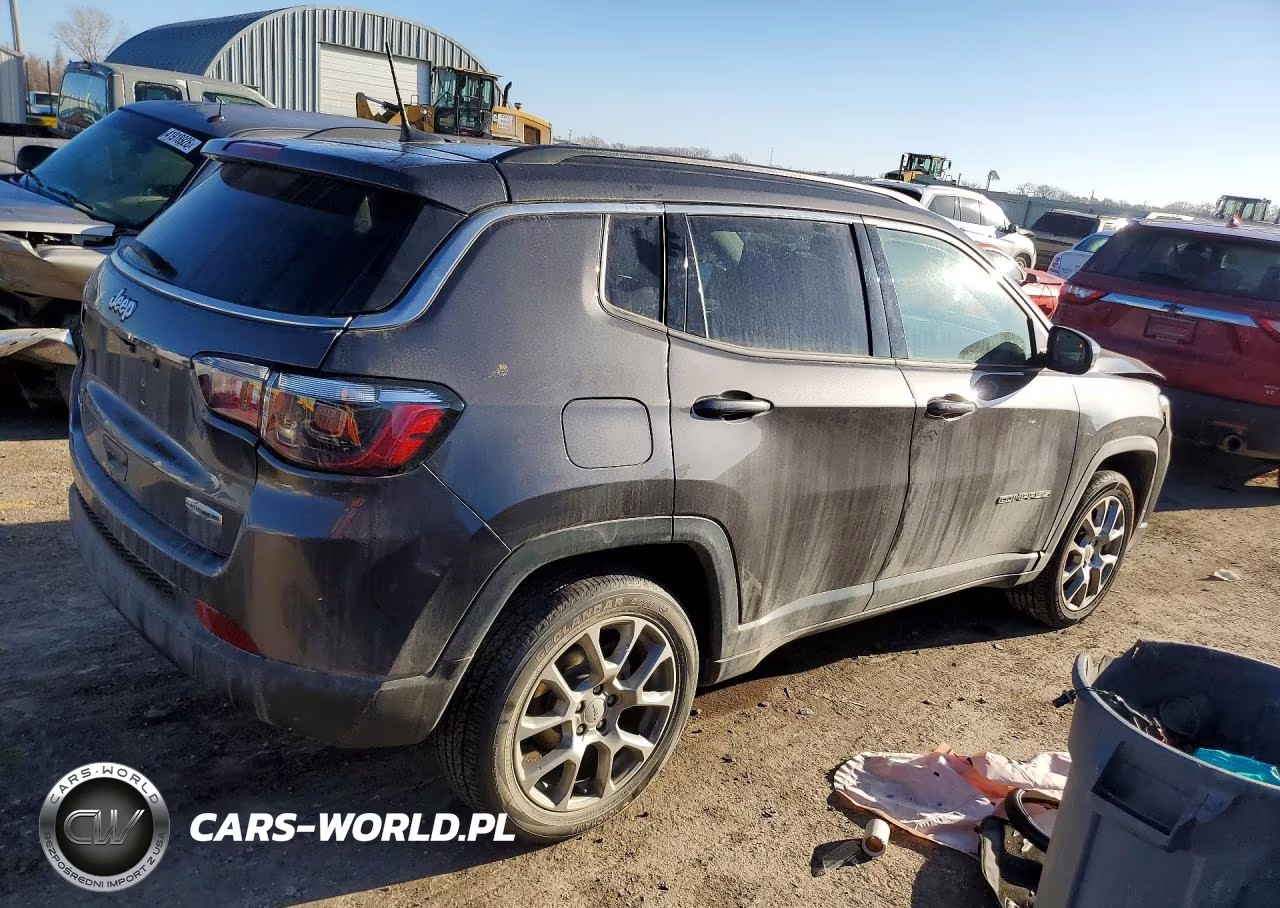 2022 Jeep Compass Latitude Lux VIN:3C4NJDFB0NT156570 - 3