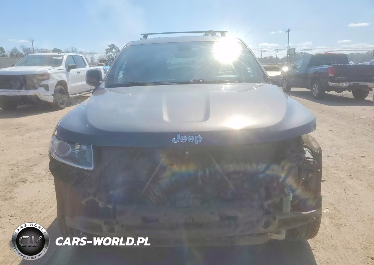 2014 Jeep Grand Cherokee Laredo VIN:1C4RJEAG1EC316980 - 5