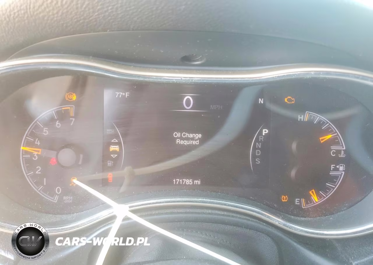 2014 Jeep Grand Cherokee Laredo VIN:1C4RJEAG1EC316980 - 9