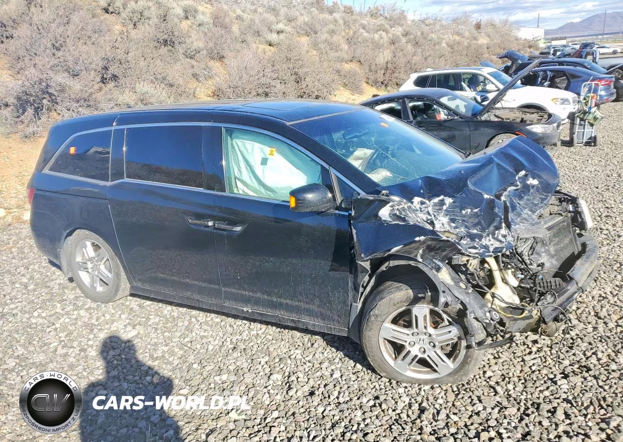 2012 Honda Odyssey Touring VIN:5FNRL5H93CB103983 - 4