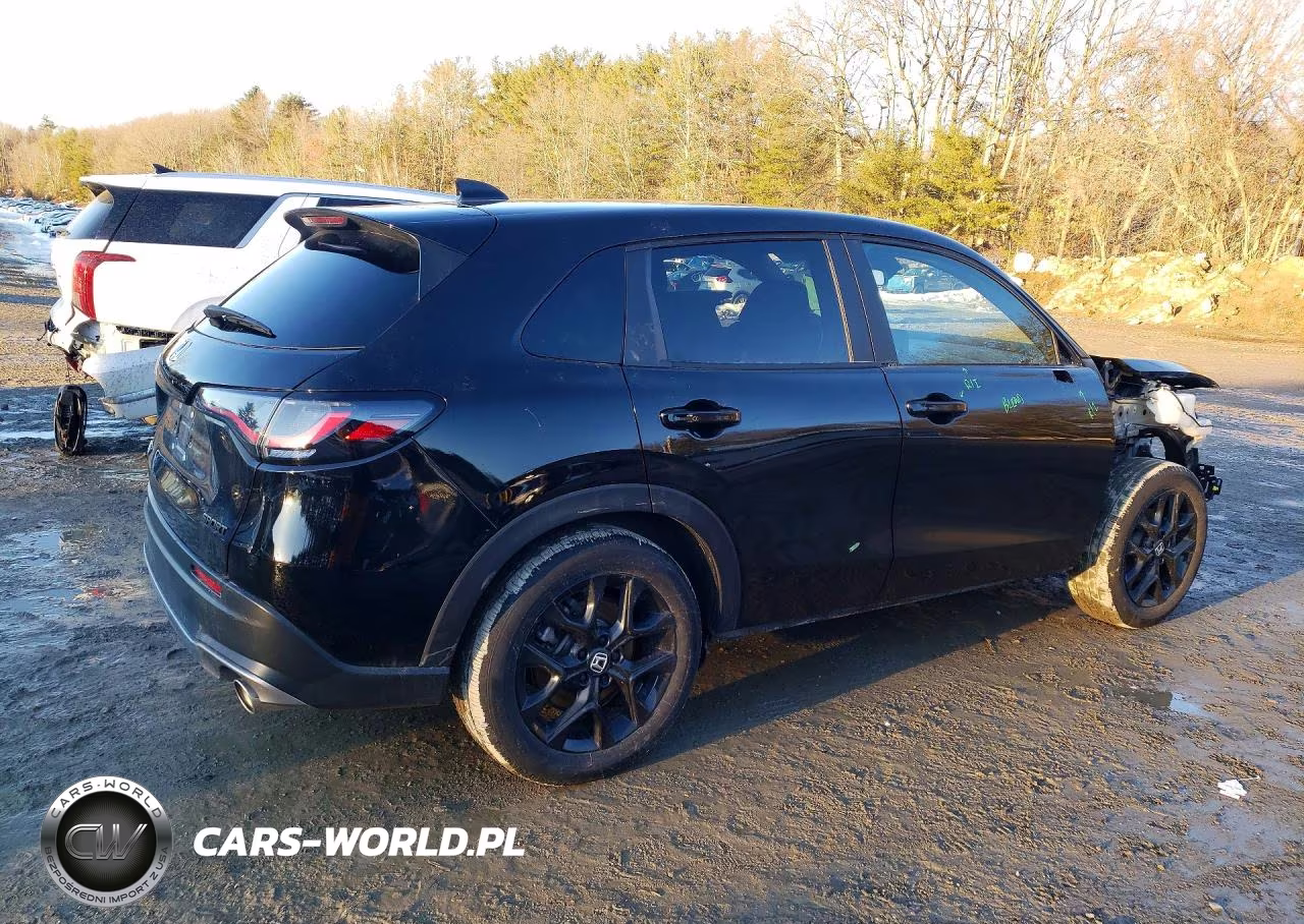 2025 Honda Hr-V Sport VIN:3CZRZ2H52SM789769 - 3
