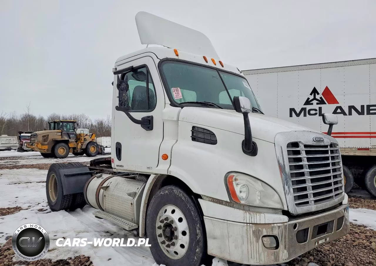 2012 Freightliner Cascadia Semi Truck