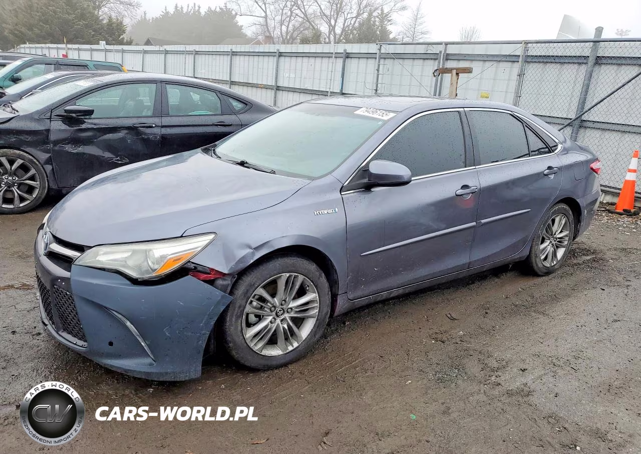 2015 Toyota Camry Hybrid Se