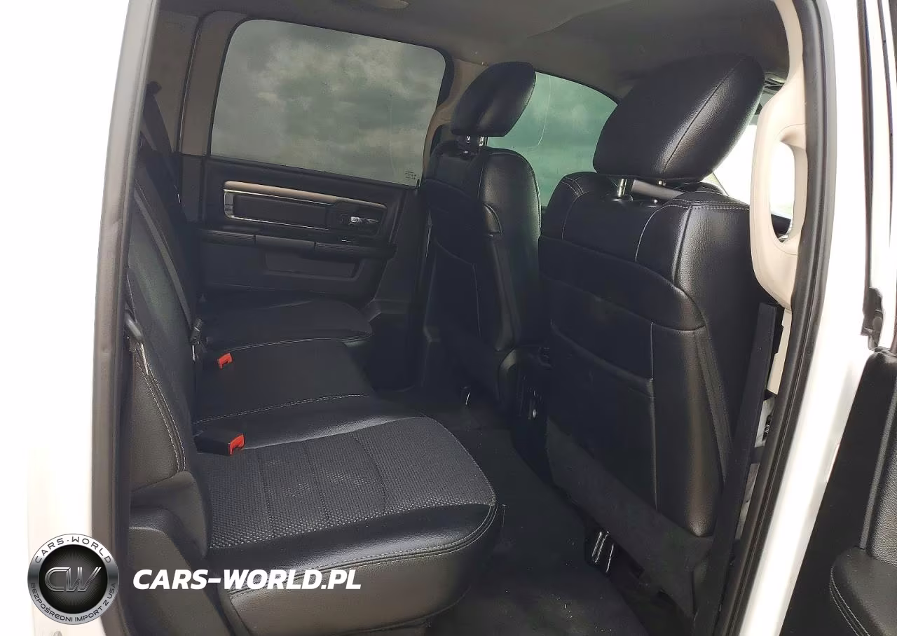 2017 Ram 1500 Sport VIN:1C6RR7MT6HS788767 - 10