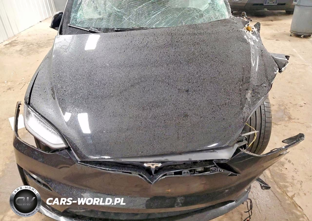 2022 Tesla Model X VIN:7SAXCBE68NF339230 - 11