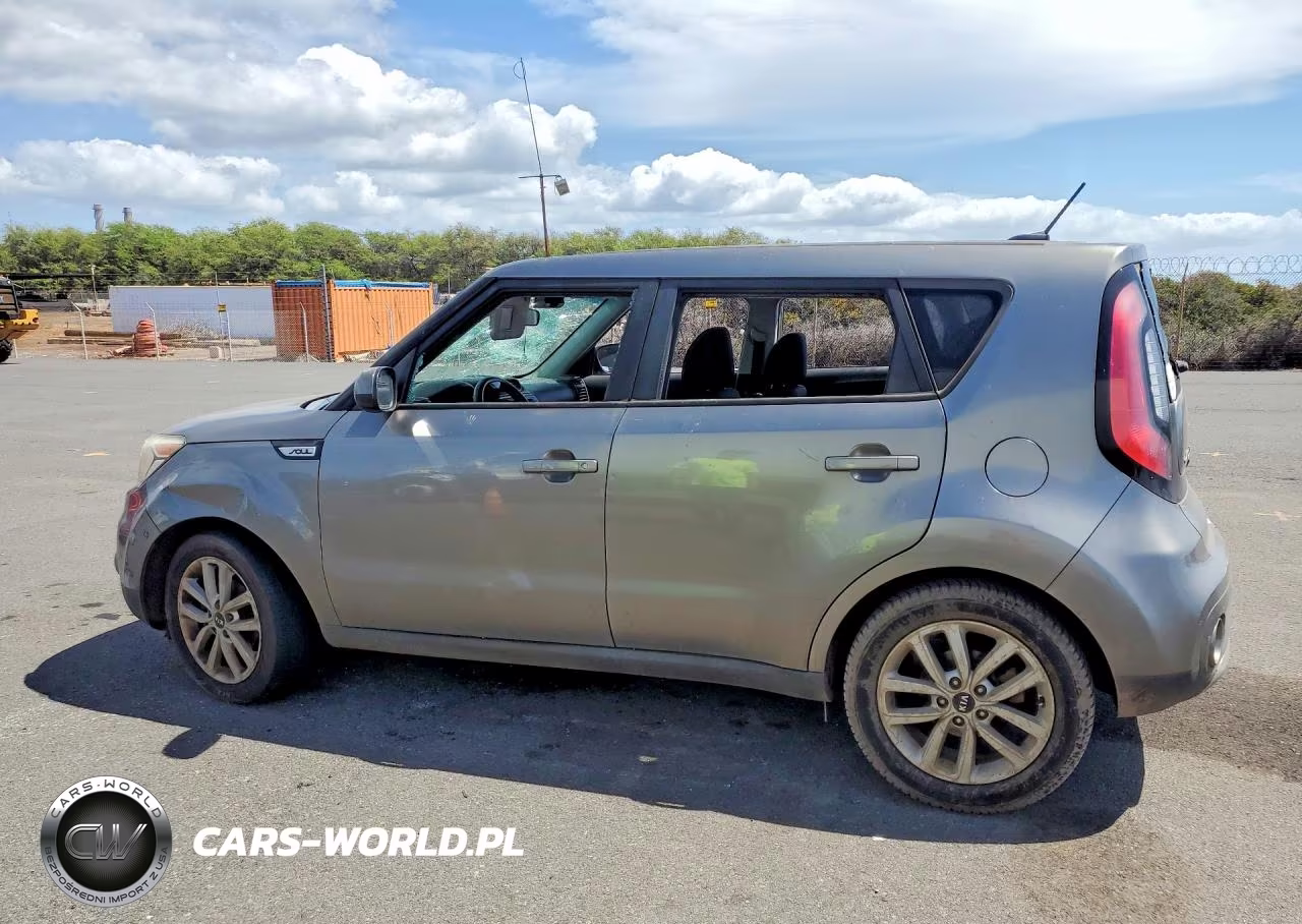 2018 Kia Soul + VIN:KNDJP3A50J7555342 - 2