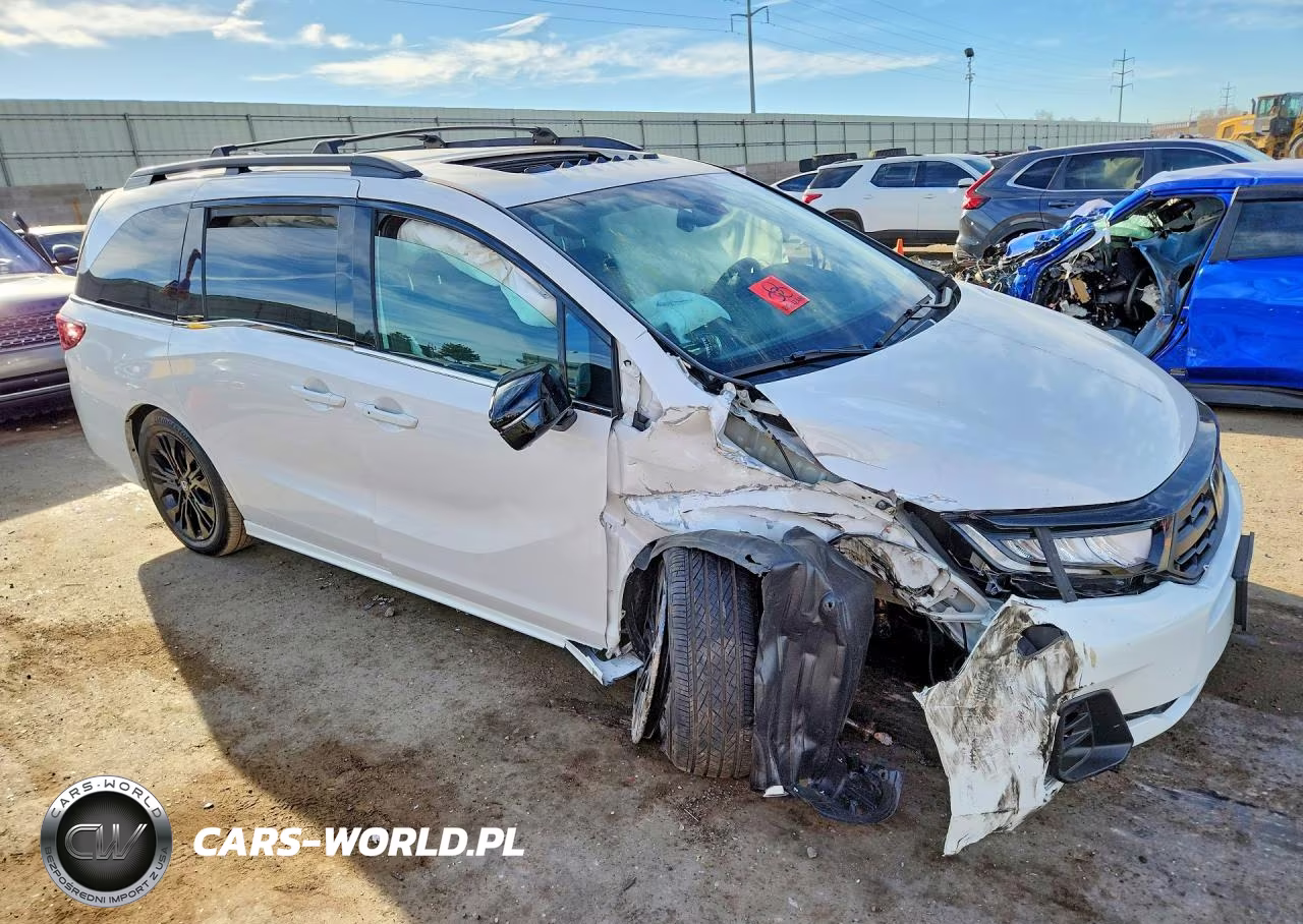 2026 Honda Odyssey Sport-L VIN:5FNRL6H73TB002138 - 4