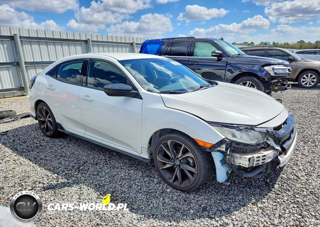 2018 Honda Civic Sport VIN:SHHFK7G4XJU204537 - 4