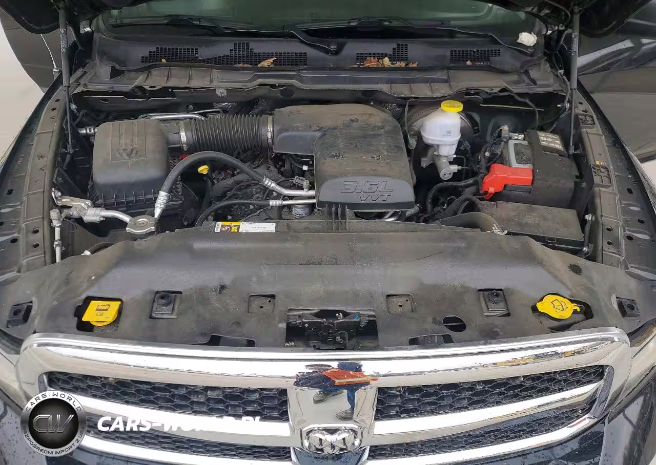 2023 Ram 1500 Classic Tradesman VIN:3C6RR7KG8PG668013 - 11