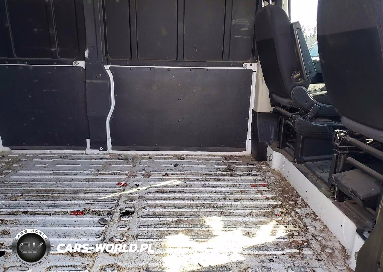 2019 Ram Promaster 2500 Delivery Van VIN:3C6TRVDG9KE555859 - 11