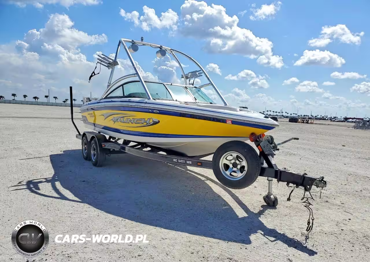 2006 Supra Boat - Boat