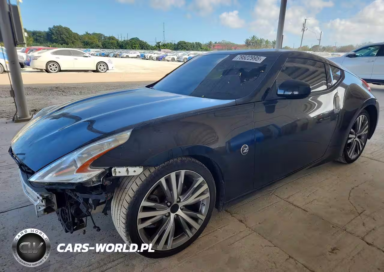 2013 Nissan 370Z Base