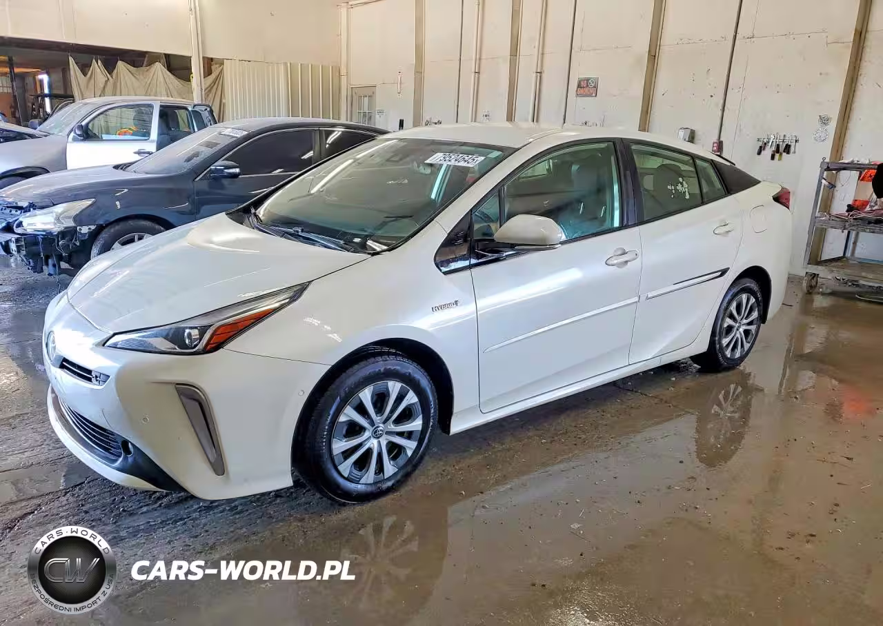 2019 Toyota Prius Xle Awd-E