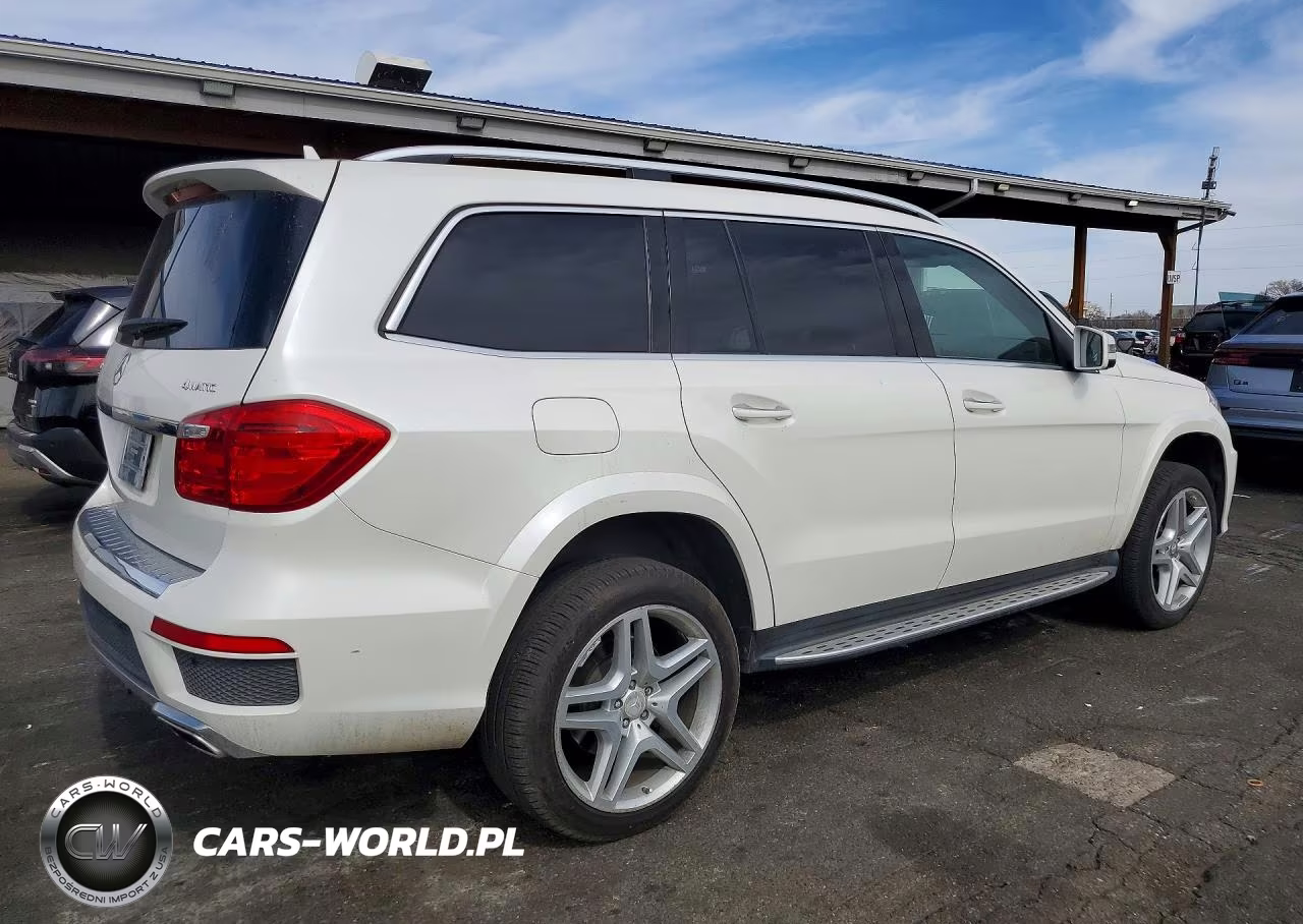 2015 Mercedes-Benz Gl 550 4Matic VIN:4JGDF7DE1FA451869 - 3