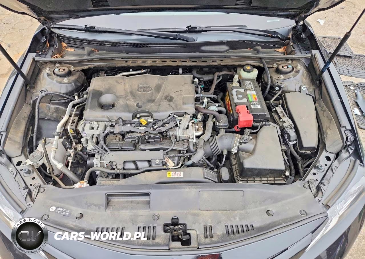 2018 Toyota Camry Le VIN:JTNB11HK9J3015142 - 11