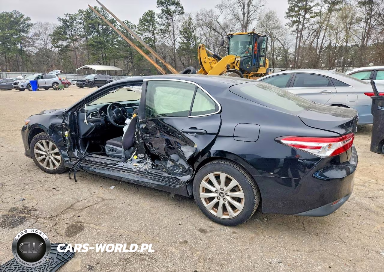 2018 Toyota Camry Le VIN:JTNB11HK9J3015142 - 2