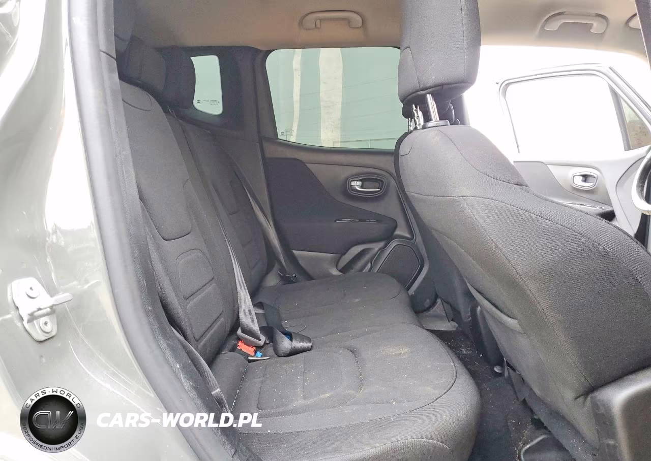 2020 Jeep Renegade Latitude VIN:ZACNJABB4LPL50623 - 11