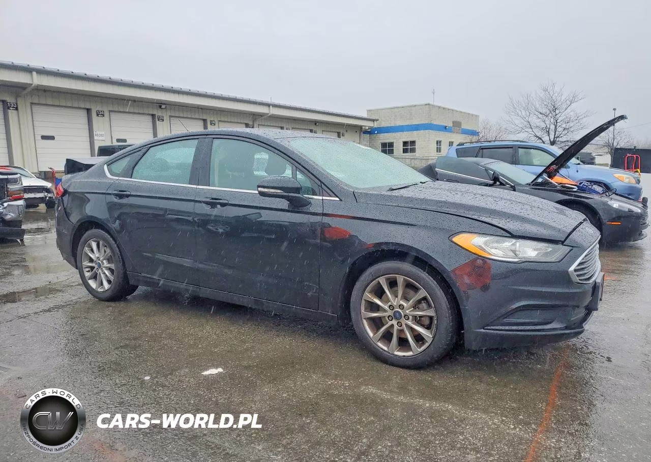 2017 Ford Fusion Se VIN:3FA6P0HD4HR239999 - 4