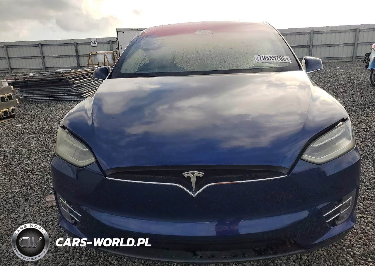 2018 Tesla Model X VIN:5YJXCDE29JF112919 - 5