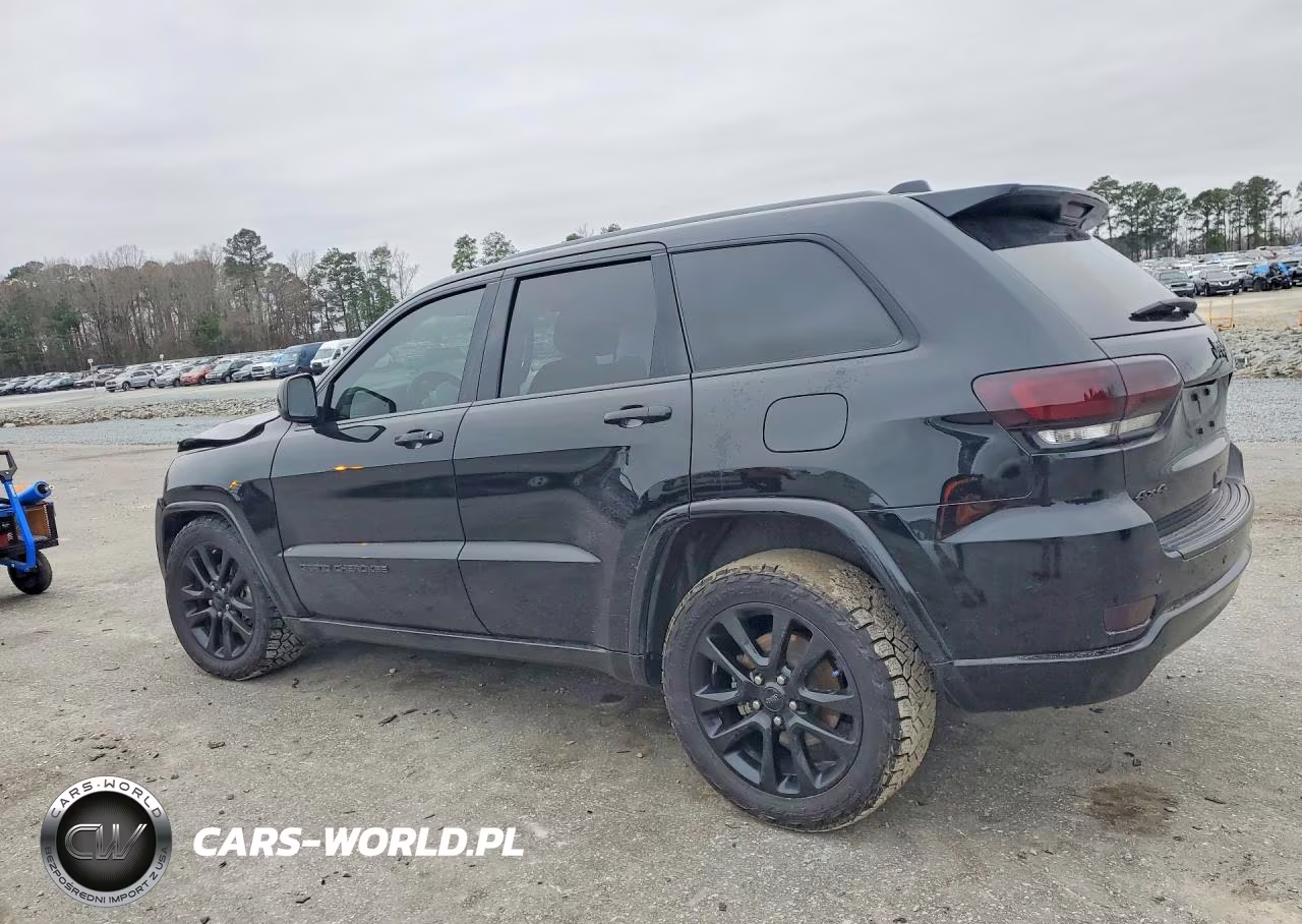 2020 Jeep Grand Cherokee Laredo VIN:1C4RJFAG5LC270685 - 2