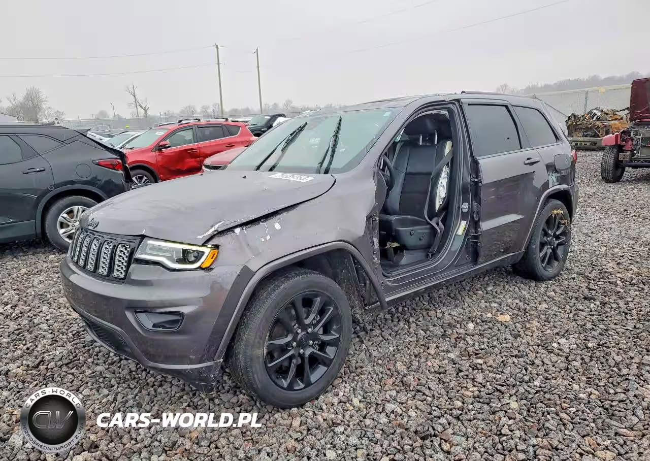 2020 Jeep Grand Cherokee Laredo