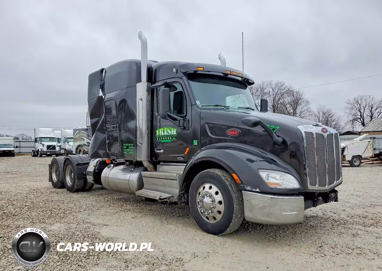 2019 Peterbilt 579 Semi Truck
