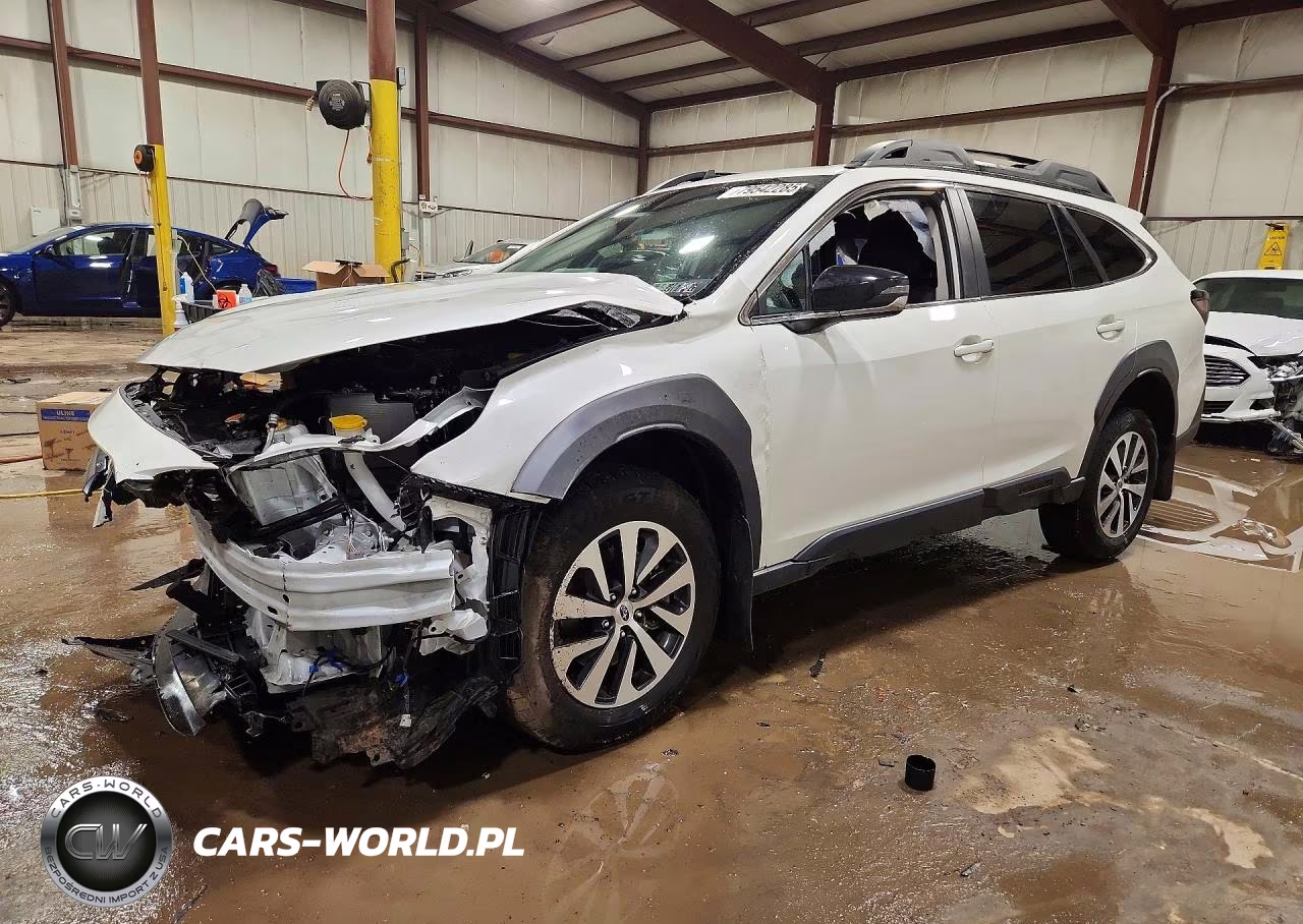 2025 Subaru Outback Premium