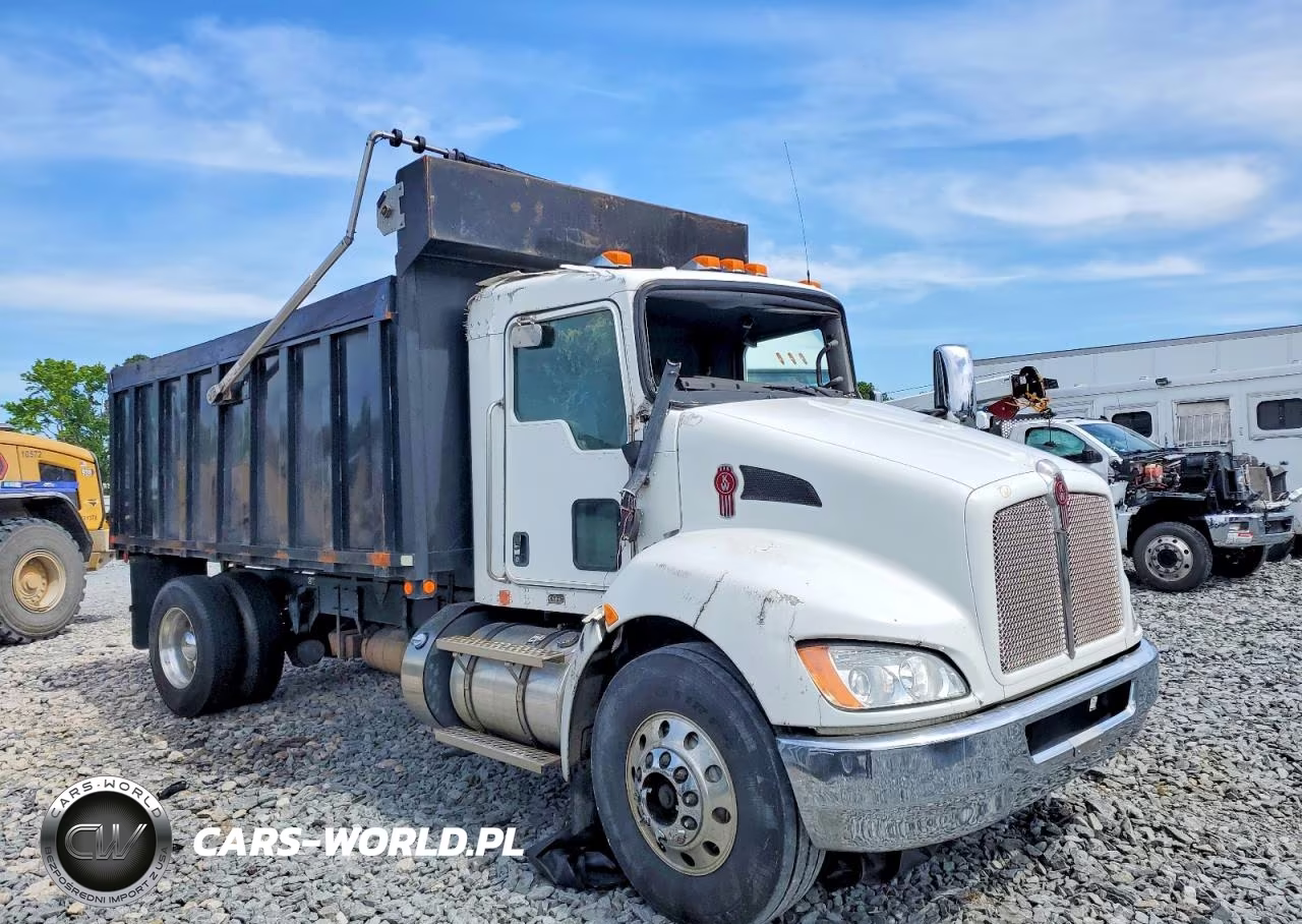 2016 Kenworth T370 Dump Truck