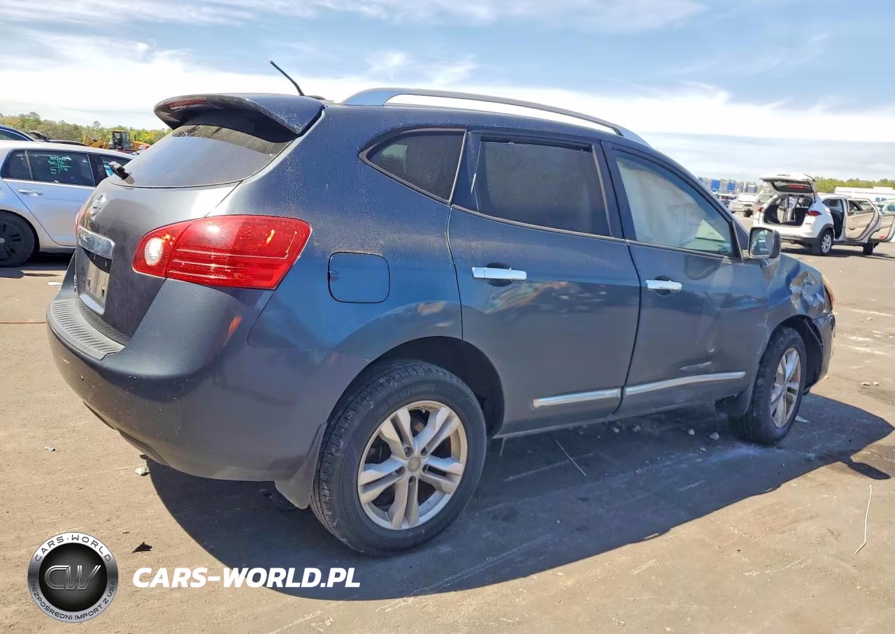 2015 Nissan Rogue Select S VIN:JN8AS5MT7FW664340 - 3