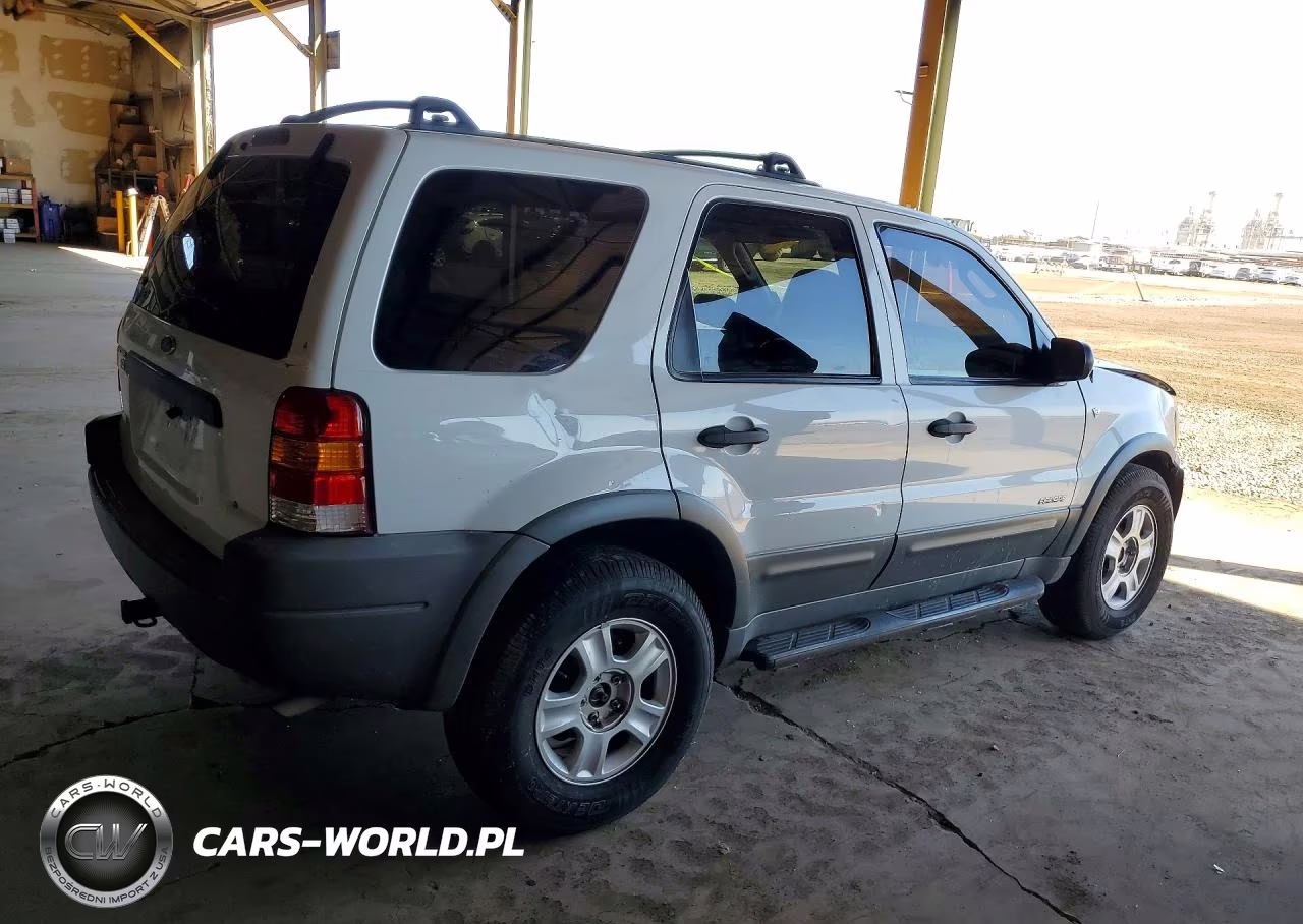 2002 Ford Escape Xlt VIN:1FMYU04132KA63946 - 3