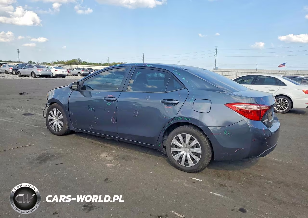 2017 Toyota Corolla Le VIN:5YFBURHE6HP693093 - 2