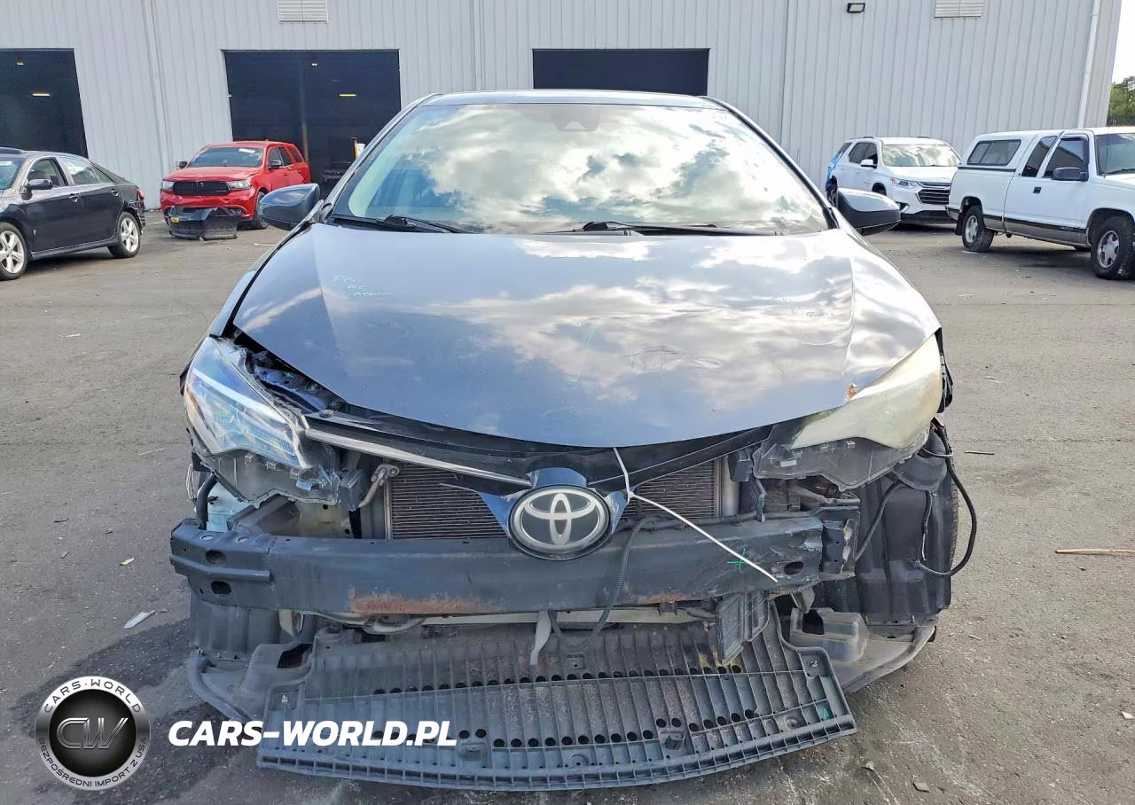 2017 Toyota Corolla Le VIN:5YFBURHE6HP693093 - 5
