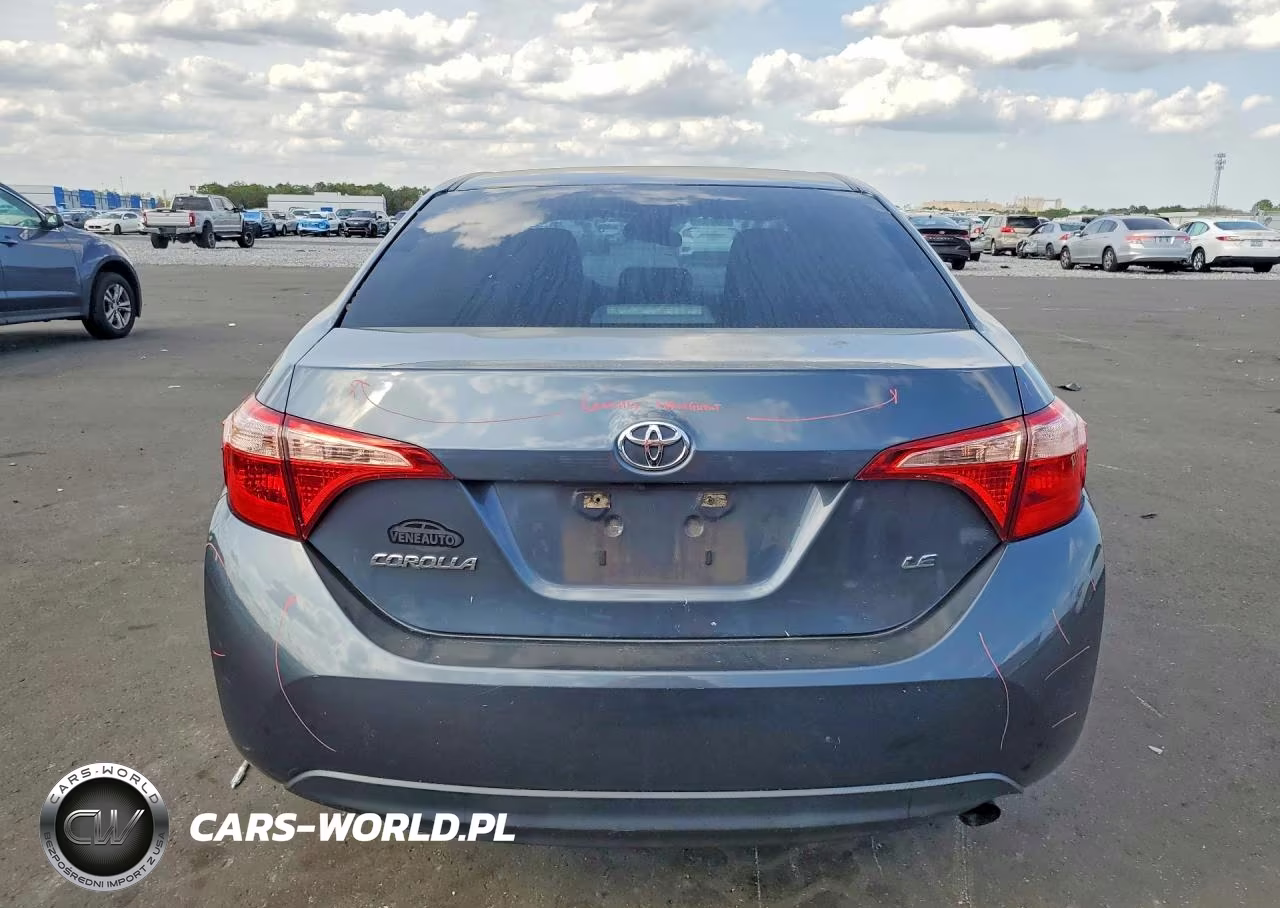2017 Toyota Corolla Le VIN:5YFBURHE6HP693093 - 6