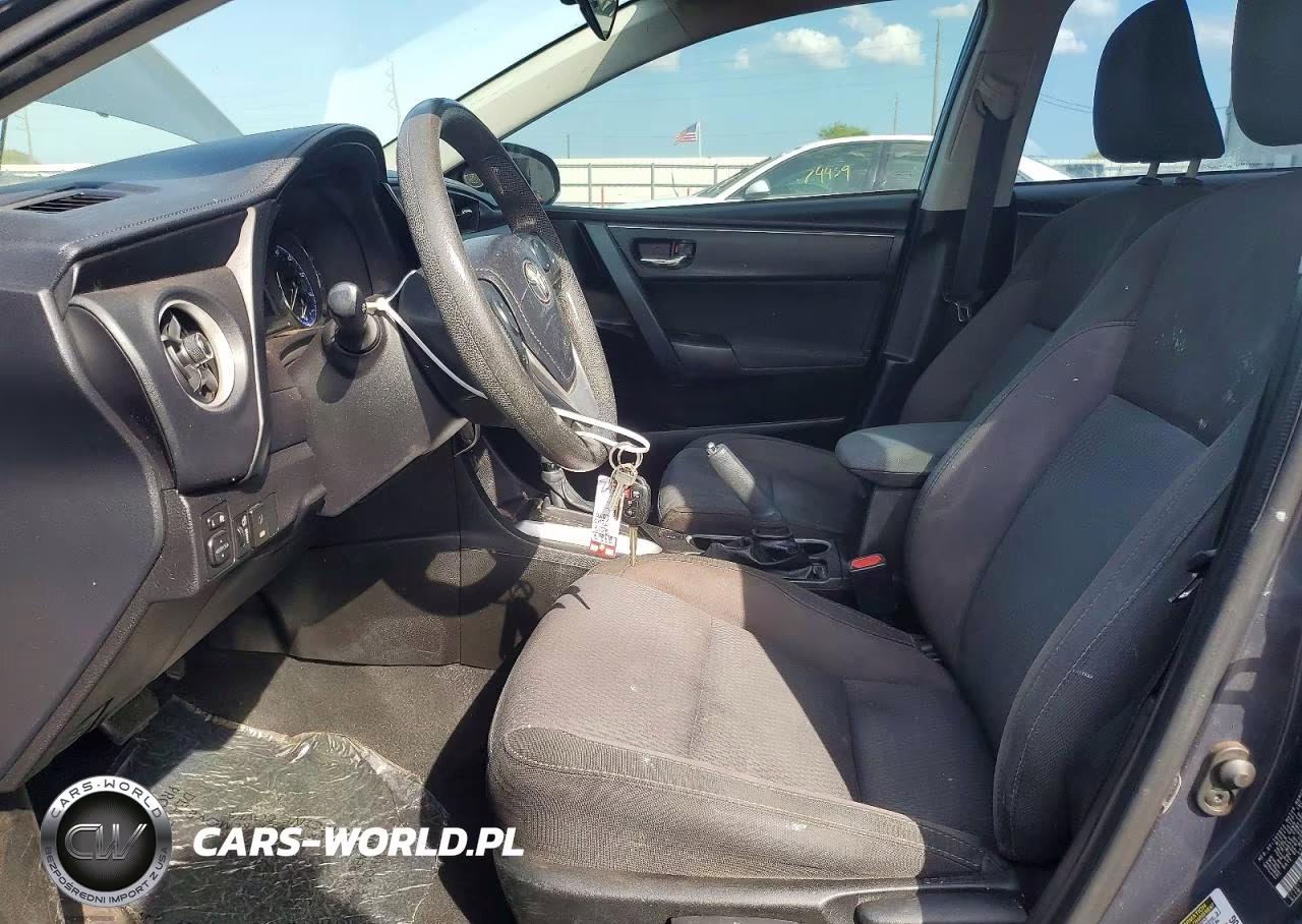 2017 Toyota Corolla Le VIN:5YFBURHE6HP693093 - 7