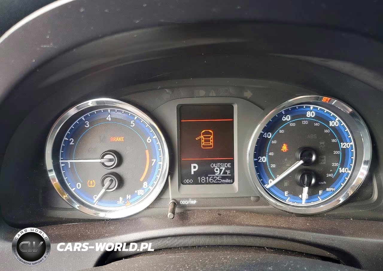 2017 Toyota Corolla Le VIN:5YFBURHE6HP693093 - 9