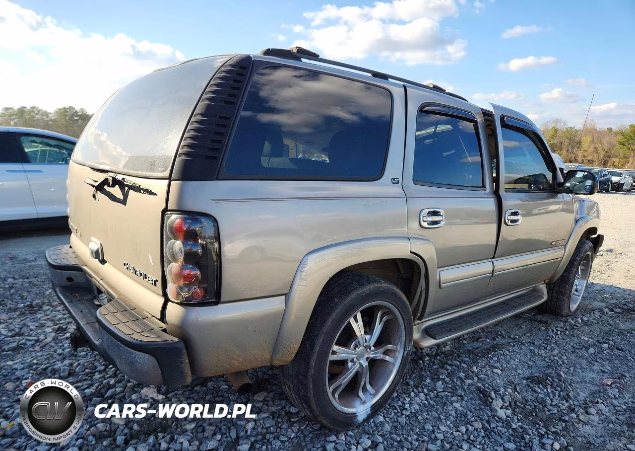 2002 Chevrolet Tahoe C1500 VIN:1GNEC13Z82J323536 - 3