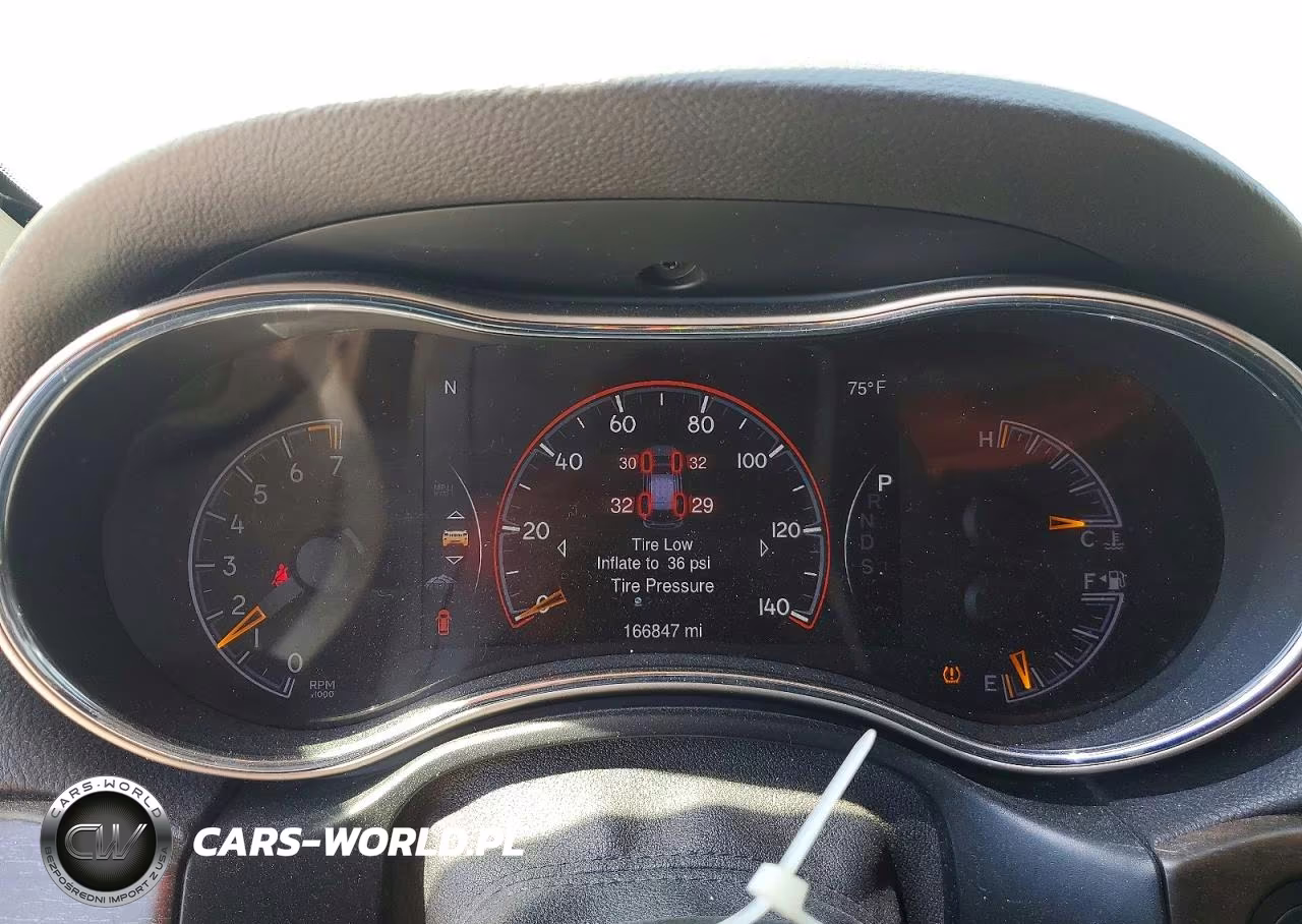 2015 Jeep Grand Cherokee Limited VIN:1C4RJFBGXFC653086 - 9