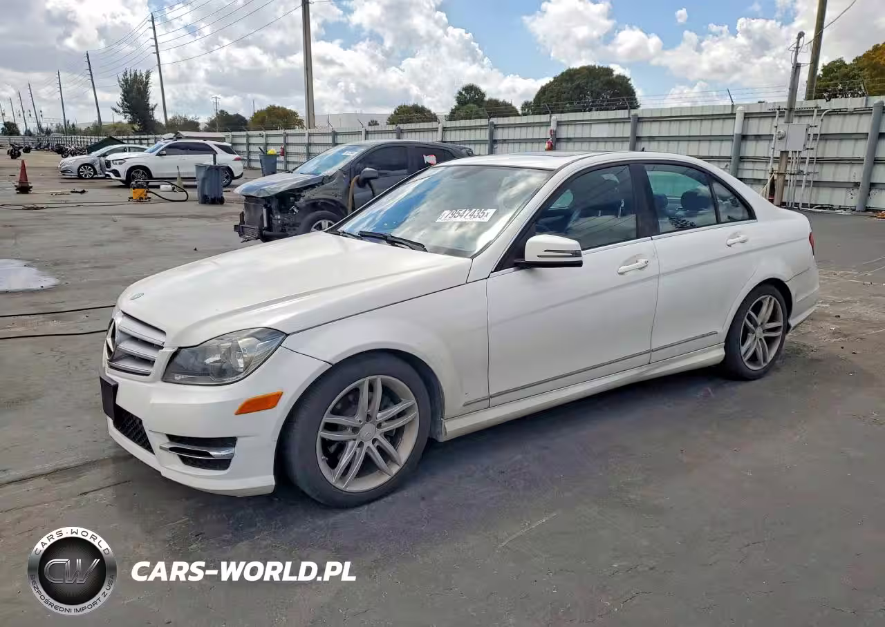 2013 Mercedes-Benz C 250