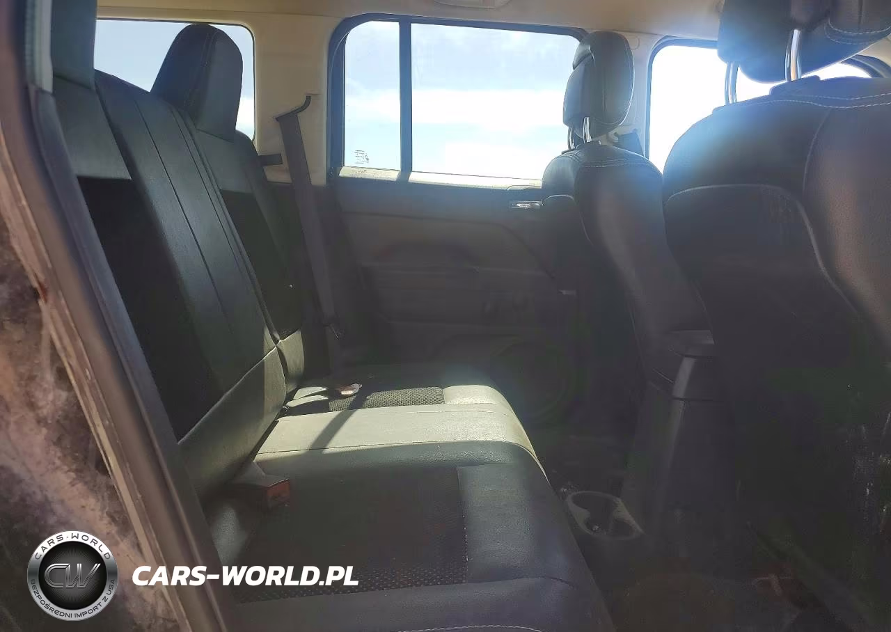 2016 Jeep Patriot Sport VIN:1C4NJRBB4GD664181 - 11