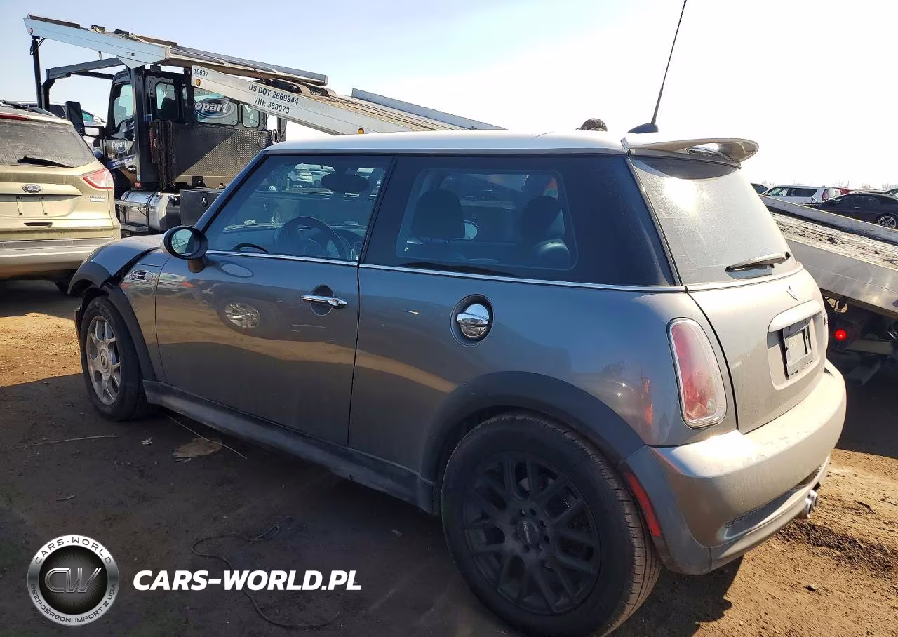 2006 Mini Cooper S VIN:WMWRE33576TJ33389 - 2