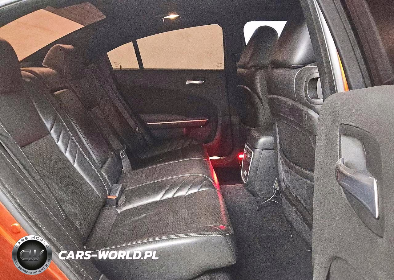 2021 Dodge Charger Scat Pack VIN:2C3CDXGJ0MH561149 - 10