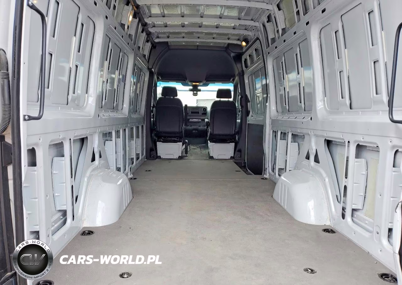 2025 Mercedes Benz Sprinter 2500 Delivery Van VIN:W1Y4KCHY8ST231071 - 10