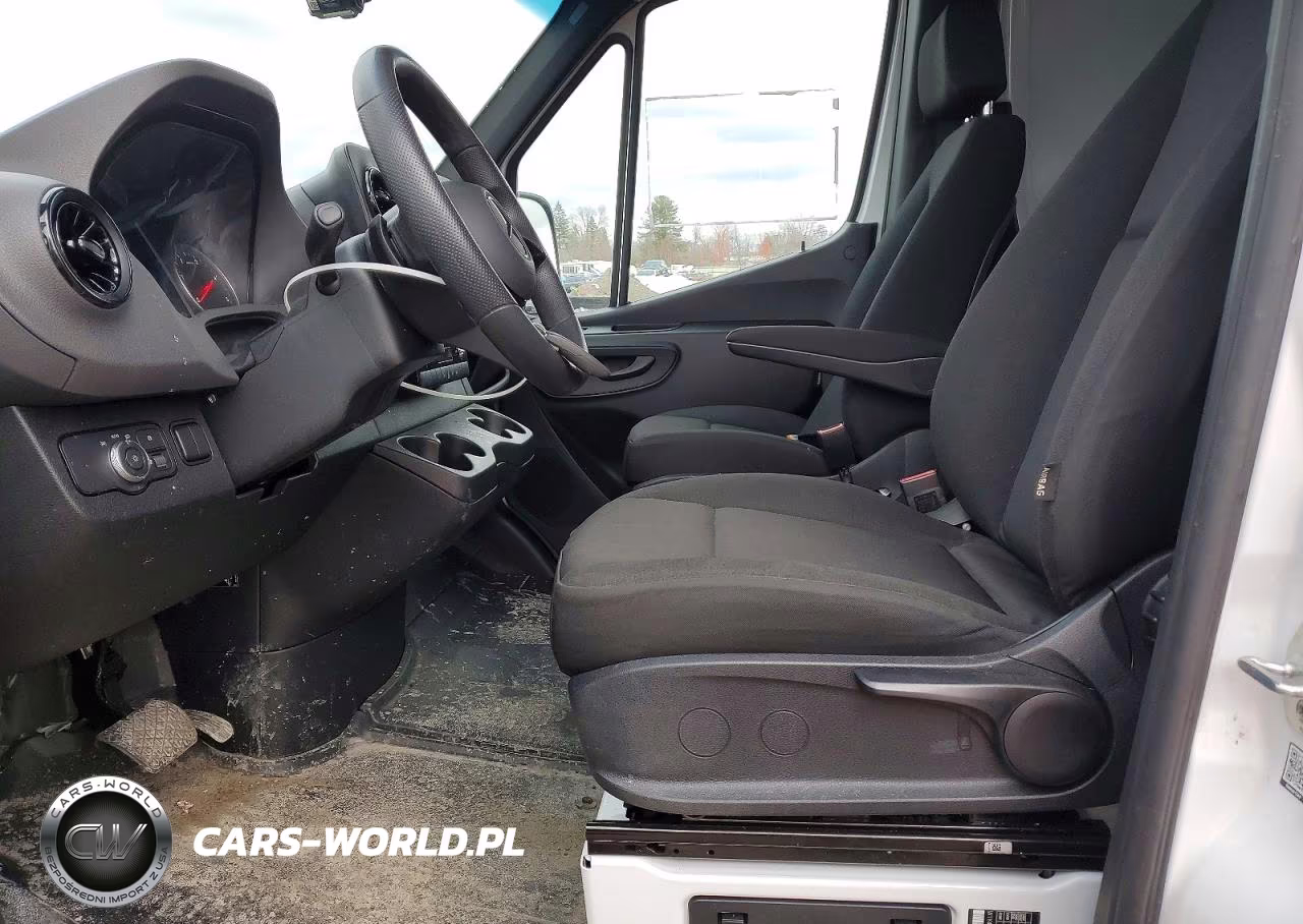 2025 Mercedes Benz Sprinter 2500 Delivery Van VIN:W1Y4KCHY8ST231071 - 7