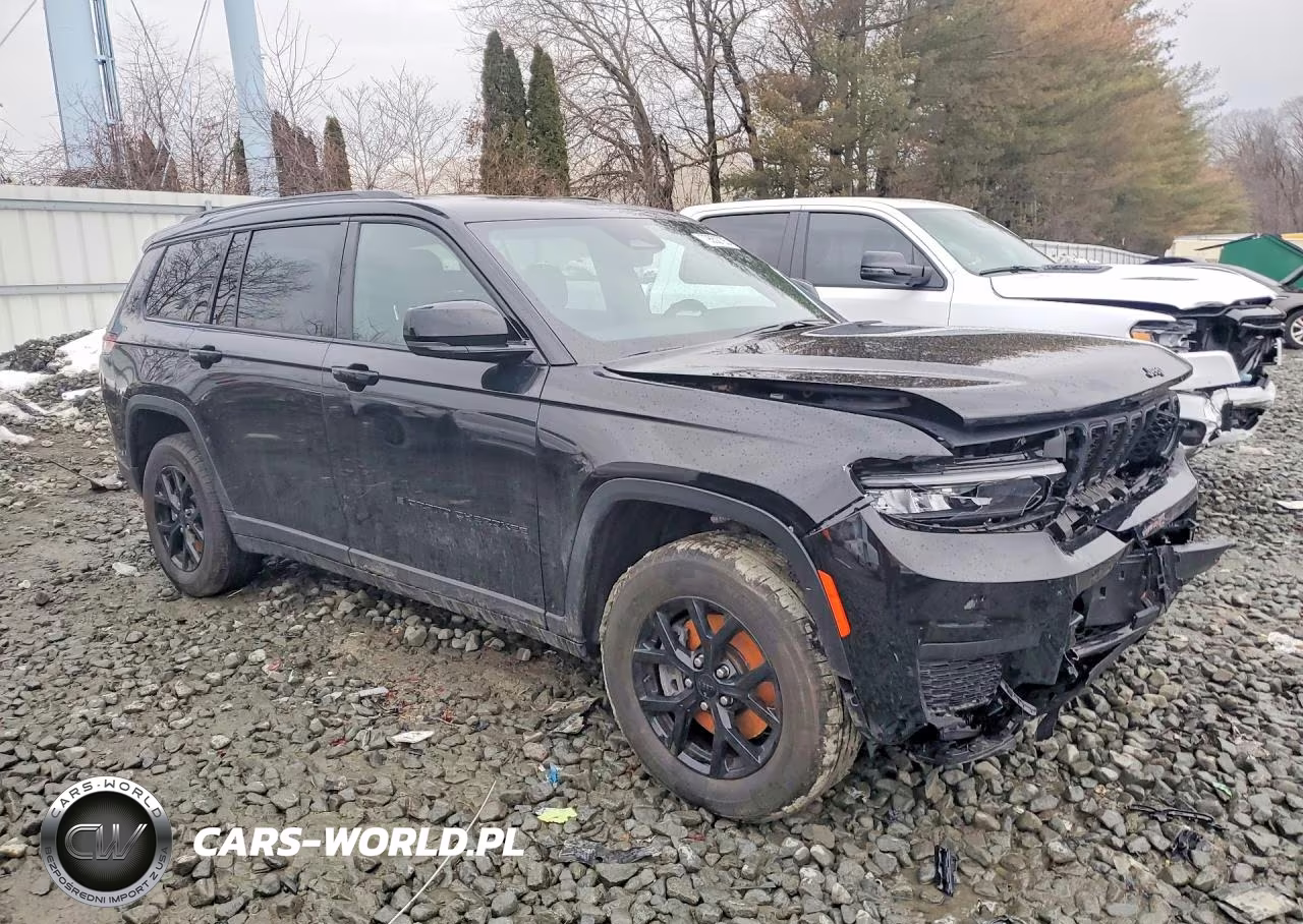 2025 Jeep Grand Cherokee L Laredo VIN:1C4RJKAG0S8673869 - 4