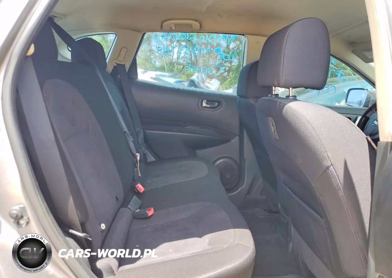2014 Nissan Rogue Select S VIN:JN8AS5MT7EW102419 - 11