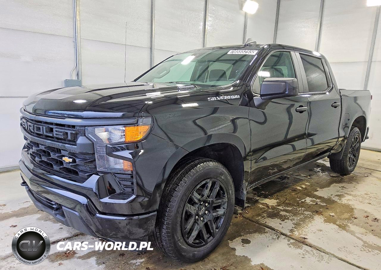 2025 Chevrolet Silverado C1500 Custom