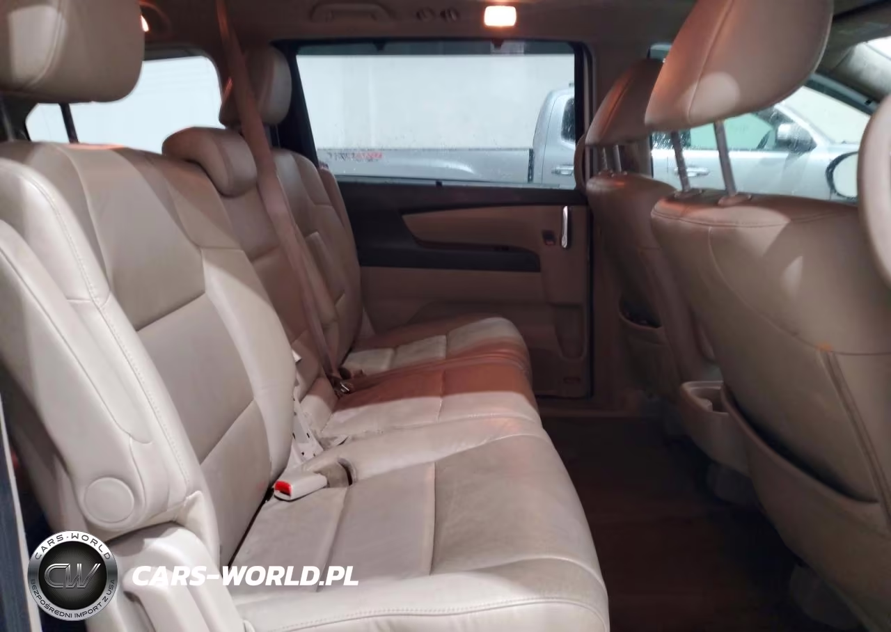2014 Honda Odyssey Touring VIN:5FNRL5H97EB093915 - 11